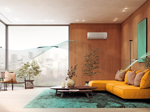 Moderne Wohnzimmerumgebung mit einem Samsung Klimagerät an der Wand. Stille Luftströme werden visuell dargestellt, die sich gleichmäßig im Raum verteilen, um ein angenehmes Raumklima zu schaffen. | © Samsung